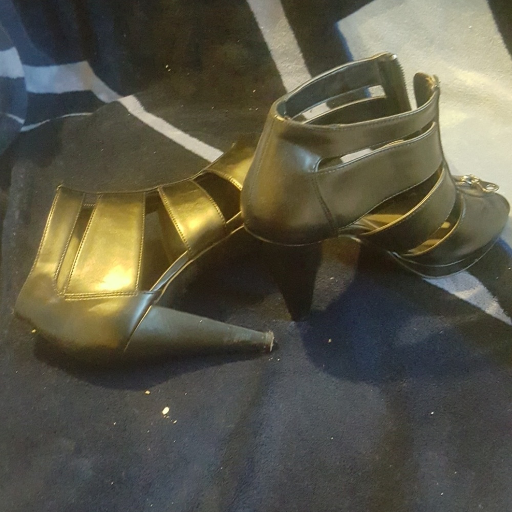 Booties - Picture 2 of 3